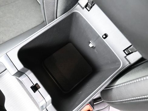 New 2025 Jeep Grand Cherokee L Altitude image 33