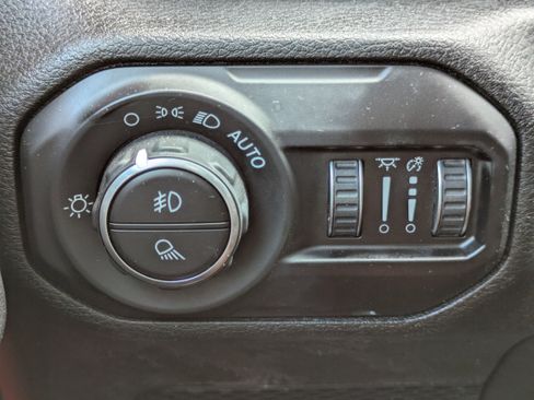 Used 2021 Jeep Gladiator Mojave image 22