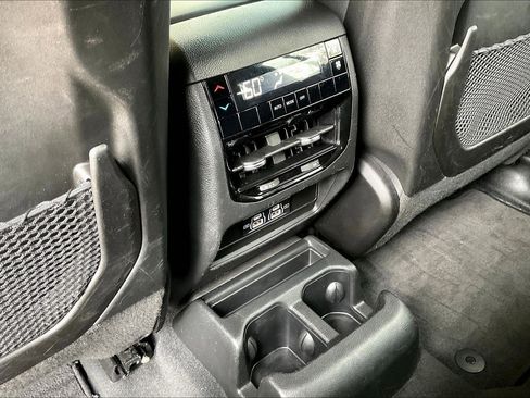 Used 2024 Jeep Grand Cherokee L Laredo AWD/4WD image 10