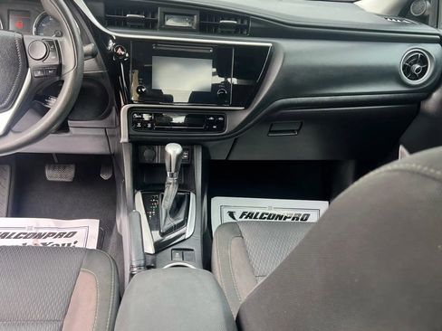 Used 2019 Toyota Corolla L image 13