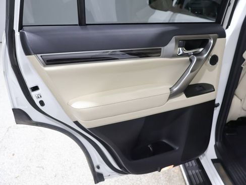 Used 2022 Lexus GX 460 Premium image 20