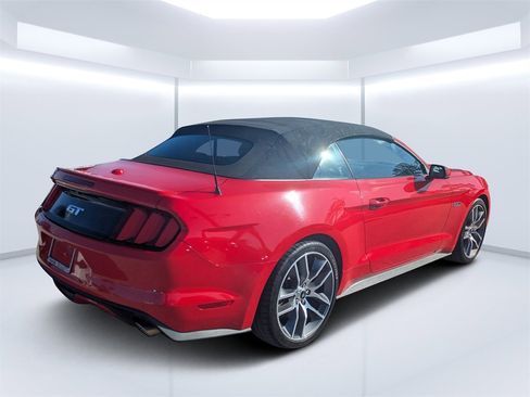Used 2015 Ford Mustang GT Premium image 3