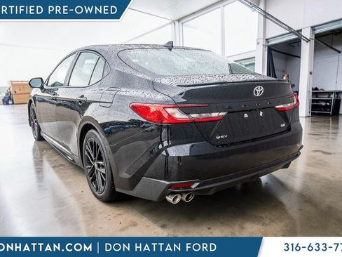 Used 2025 Toyota Camry SE FWD image 26