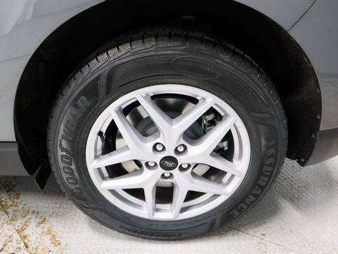 Certified 2024 Ford Edge SEL image 19