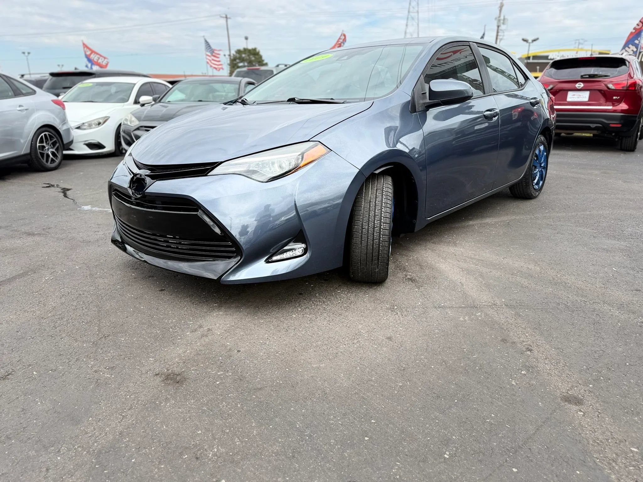 Used 2019 Toyota Corolla LE FWD image 7