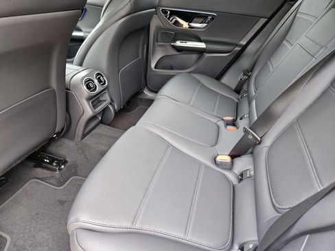 Certified 2026 Mercedes-Benz GLC 300 image 21