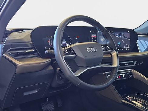 Used 2025 Audi Q5 Prestige AWD/4WD image 17