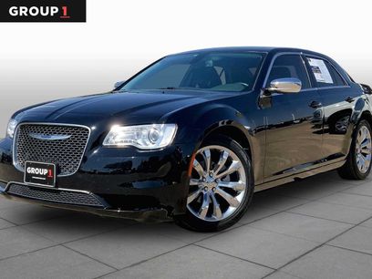 Used 2021 Chrysler 300 Touring w/ Chrome Appearance Package