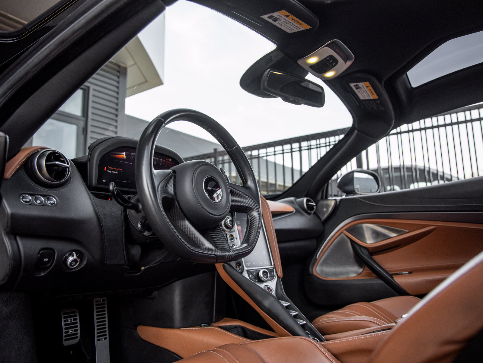 Used 2018 McLaren 720S RWD image 27