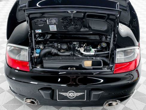 Used 2002 Porsche 911 GT2 RWD image 97