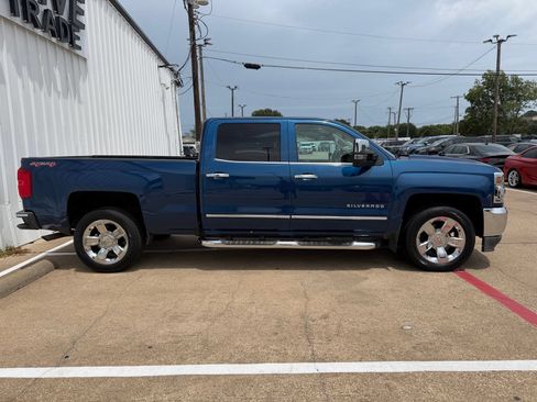 Used 2017 Chevrolet Silverado 1500 LTZ w/ Sport Package AWD/4WD image 8