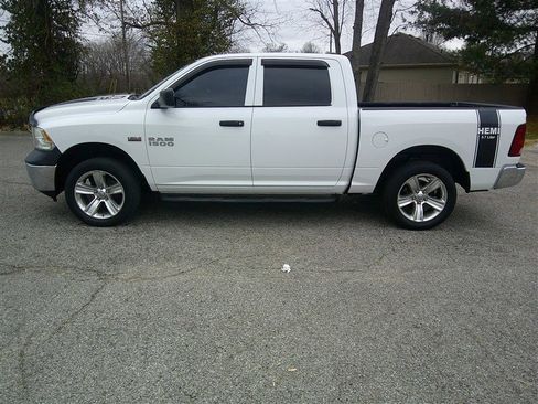 Used 2014 RAM 1500 Tradesman w/ Popular Equipment Group image 2