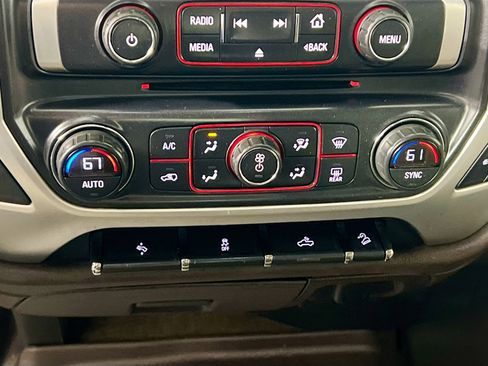 Used 2015 GMC Sierra 1500 SLT w/ SLT Crew Cab Value Package image 25