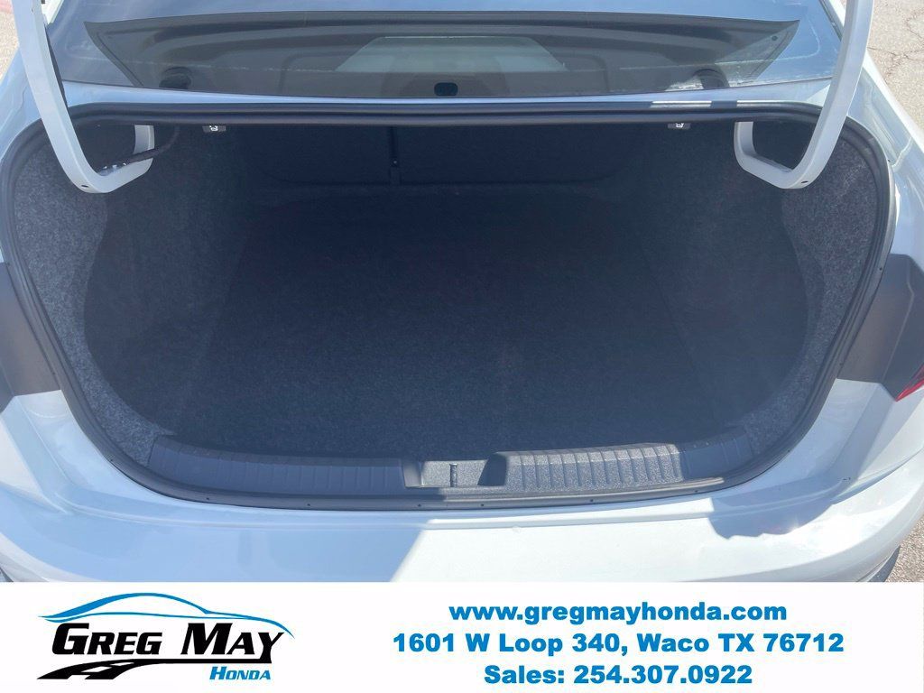 Used 2024 Volkswagen Jetta S FWD image 6