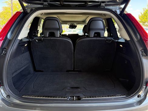 Used 2018 Volvo XC90 T5 Momentum w/ Convenience Package AWD/4WD image 27