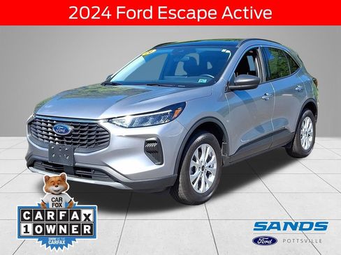 Used 2024 Ford Escape Active w/ Tech Pack #1 AWD/4WD image 1