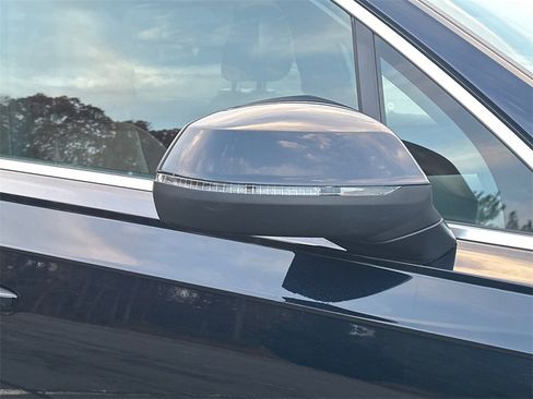 Used 2017 Audi Q7 2.0T Premium Plus w/ Premium Plus Package image 10