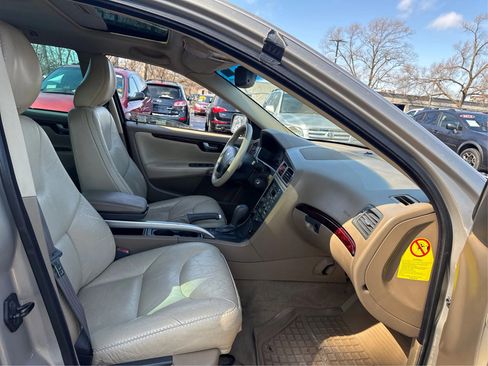 Used 2003 Volvo XC70 AWD/4WD image 24