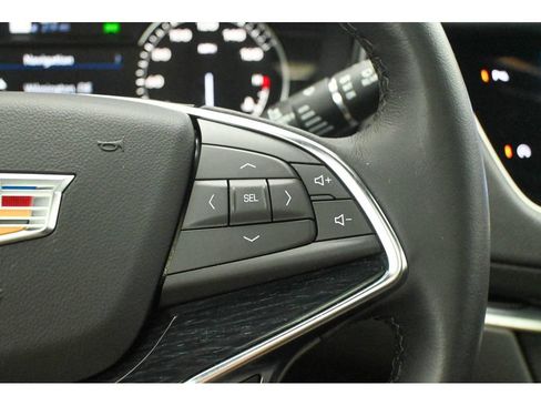 Used 2024 Cadillac XT5 Premium Luxury w/ LPO, Floor Liner Package AWD/4WD image 41