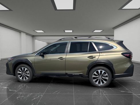 Used 2025 Subaru Outback Limited AWD/4WD image 10