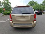 Used 2007 Hyundai Entourage GLS image 5