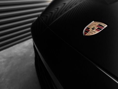 Certified 2025 Porsche Cayenne GTS AWD/4WD image 41