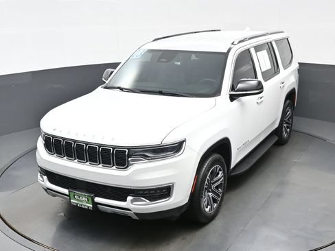 Used 2023 Jeep Wagoneer Series II AWD/4WD image 36