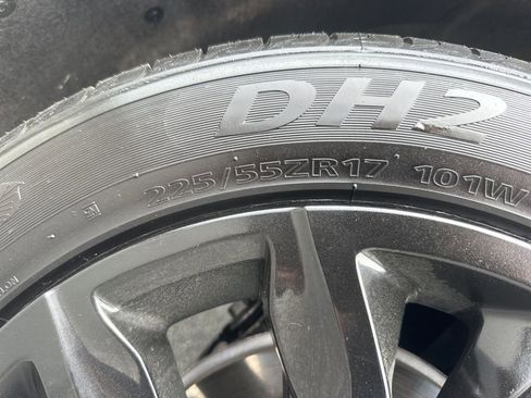 Used 2024 Chevrolet Malibu LT image 30