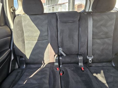 Used 2014 Nissan Rogue S image 20