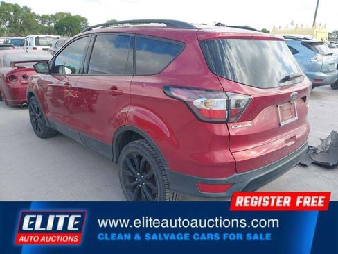 Used 2017 Ford Escape Titanium image 5