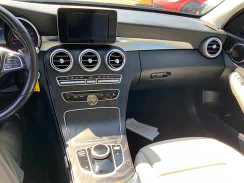 Used 2017 Mercedes-Benz C 300 Sedan image 29
