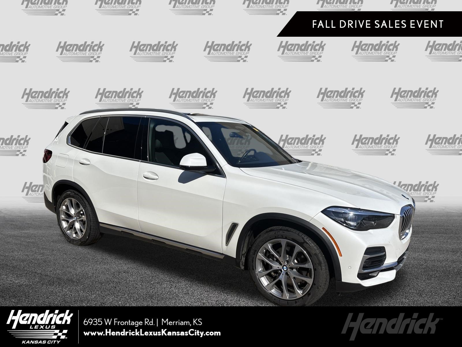 Used 2022 BMW X5 xDrive40i AWD/4WD image 1