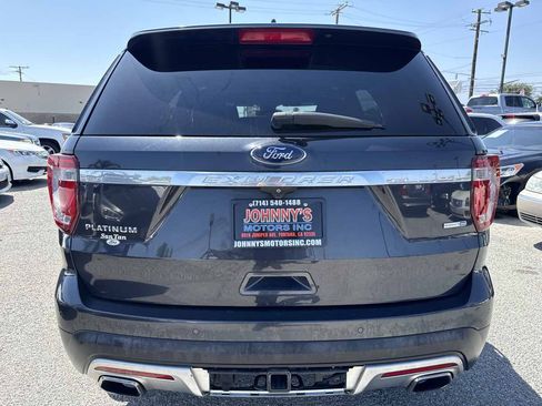 Used 2017 Ford Explorer Platinum AWD/4WD image 5