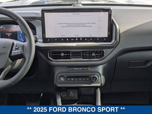 New 2025 Ford Bronco Sport Outer Banks image 19