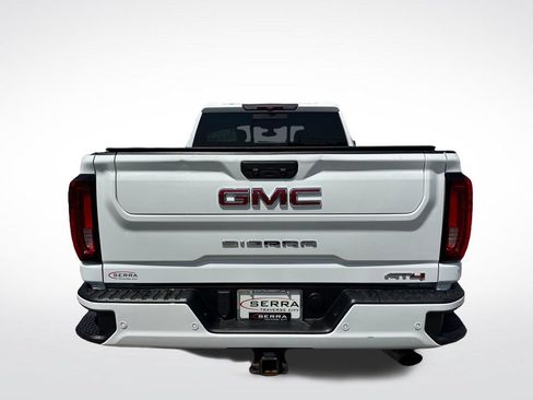 Used 2021 GMC Sierra 2500 AT4 w/ AT4 Preferred Package AWD/4WD image 4