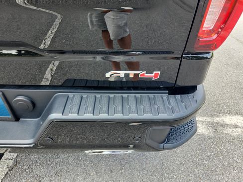 Certified 2024 GMC Sierra 1500 AT4 w/ Technology Package AWD/4WD image 5