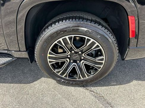 New 2026 Jeep Grand Wagoneer L 4WD image 37