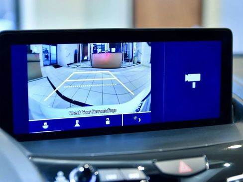 Used 2020 Acura RDX SH-AWD image 16