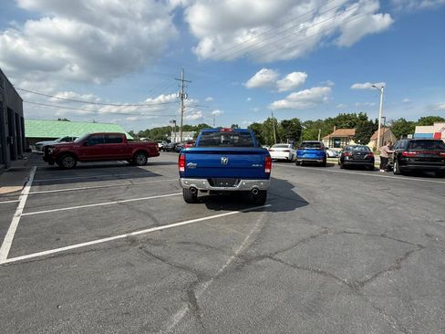 Used 2018 RAM 1500 Big Horn AWD/4WD image 12