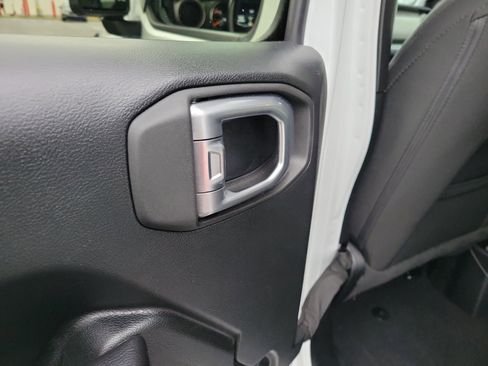 Used 2020 Jeep Wrangler Unlimited Sport AWD/4WD image 13