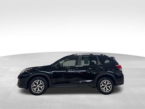 Certified 2023 Subaru Forester Premium image 32