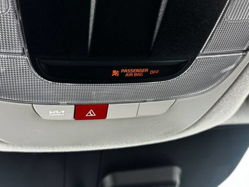 New 2026 Kia Niro EX FWD image 30