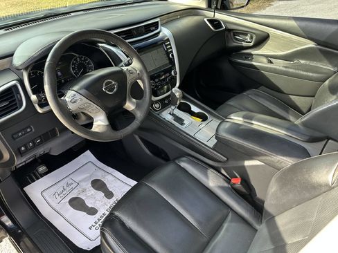 Used 2017 Nissan Murano Platinum w/ Platinum Technology Package FWD image 9