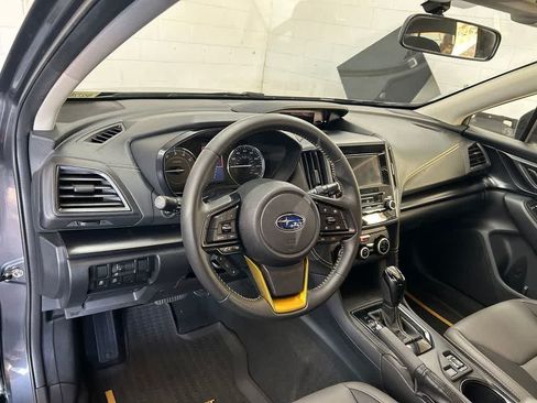 Used 2022 Subaru Crosstrek 2.5i Sport AWD/4WD image 2