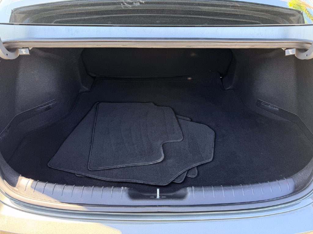 Certified 2025 Hyundai Elantra Sport FWD image 16