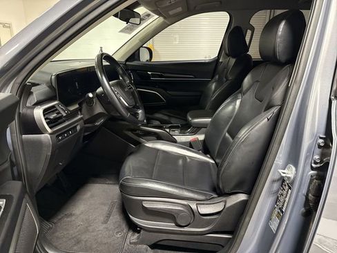 Used 2024 Kia Telluride LX AWD/4WD image 5