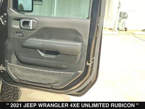 Used 2021 Jeep Wrangler Unlimited Rubicon 4xe w/ Steel Bumper Group AWD/4WD image 28