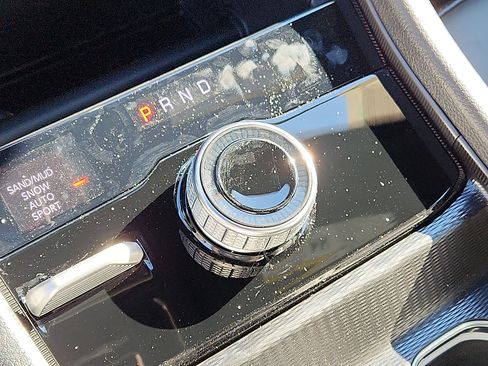 New 2025 Jeep Grand Cherokee Limited image 10