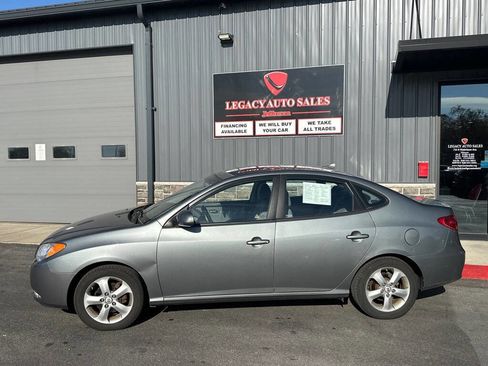 Used 2010 Hyundai Elantra SE image 2