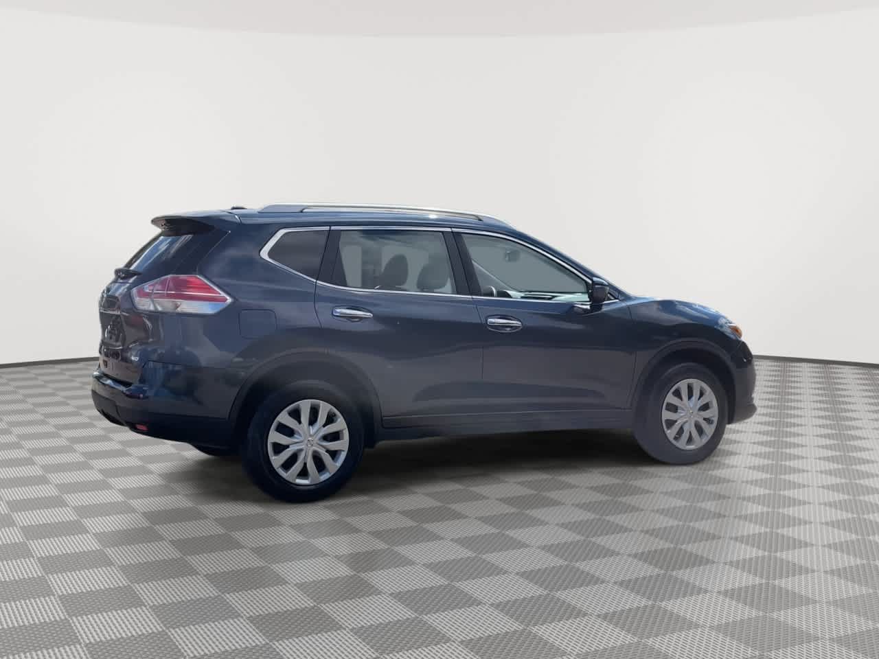 Used 2016 Nissan Rogue S w/ Appearance Package AWD/4WD image 9